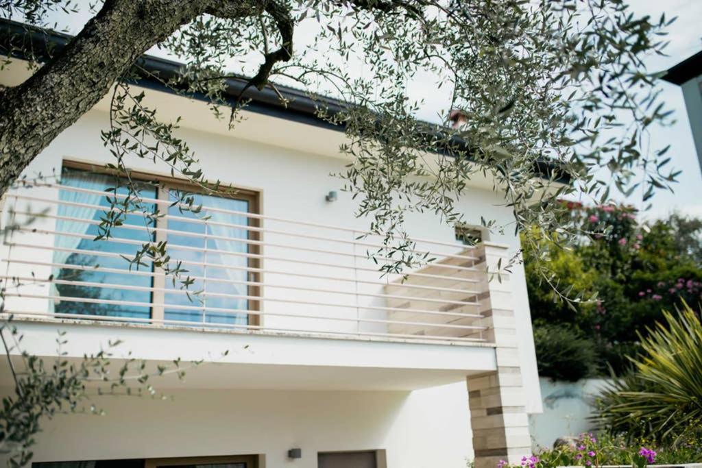 Casa Chiara Villa Gardone Riviera Buitenkant foto